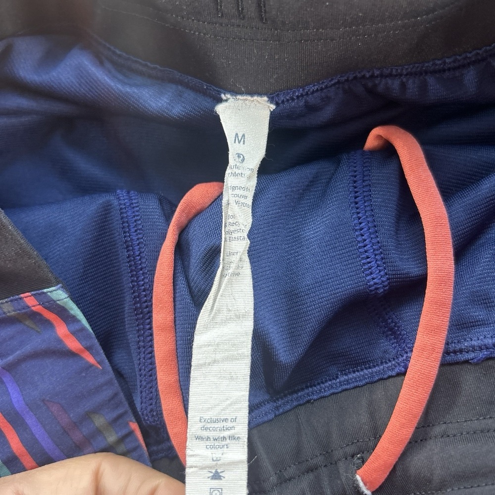 Lululemon Mens Medium T.H.E. Shorts Liner Drawstring Waist Athleisure Stripe - Picture 8 of 12